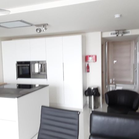 Apartament Front Port Line Sleeps 6 Marbella Zewnętrze zdjęcie