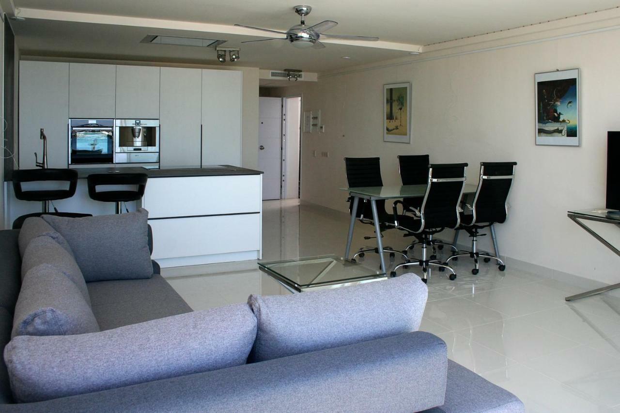 Apartament Front Port Line Sleeps 6 Marbella Zewnętrze zdjęcie