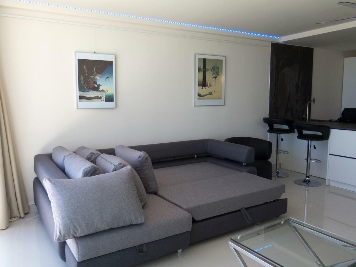Apartament Front Port Line Sleeps 6 Marbella Zewnętrze zdjęcie