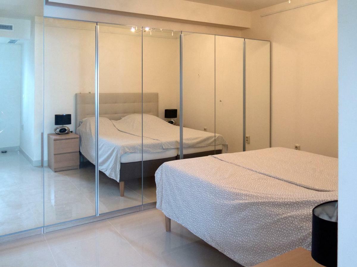 Apartament Front Port Line Sleeps 6 Marbella Zewnętrze zdjęcie