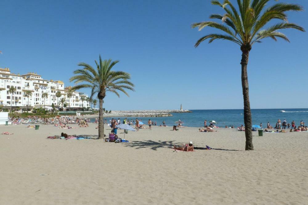 Apartament Front Port Line Sleeps 6 Marbella Zewnętrze zdjęcie